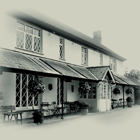 מלון אברגאבני The Clytha Arms מראה חיצוני תמונה